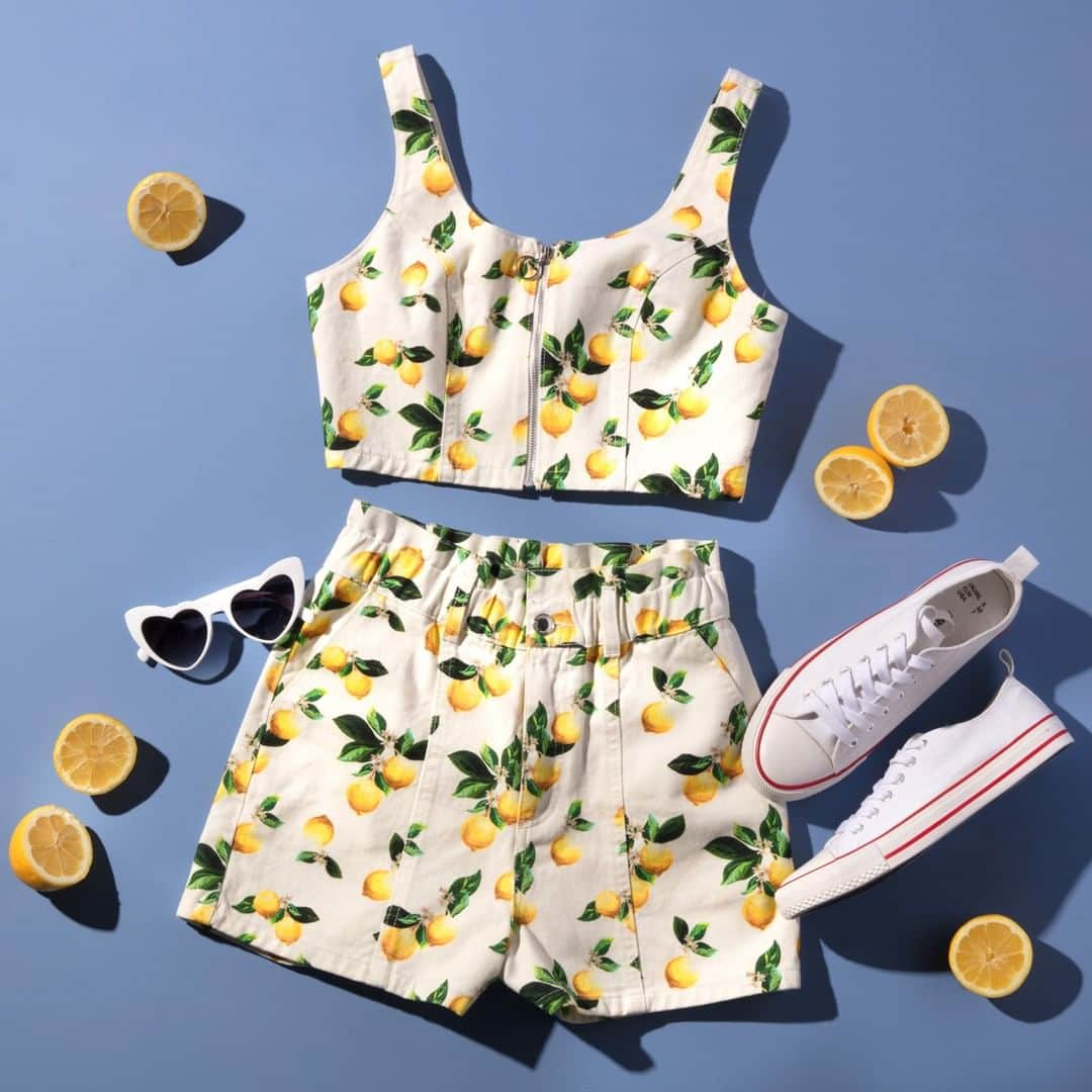 プリマークさんのインスタグラム写真 - (プリマークInstagram)「When life hands you lemons, style them and look cute 🍋 Top £10/€13, Bottoms £15/€16 (Available in: 🇬🇧🇩🇪🇳🇱🇦🇹🇧🇪🇮🇪🇫🇷🇮🇹🇪🇸🇵🇹) #Primark #fashion」5月26日 18時00分 - primark