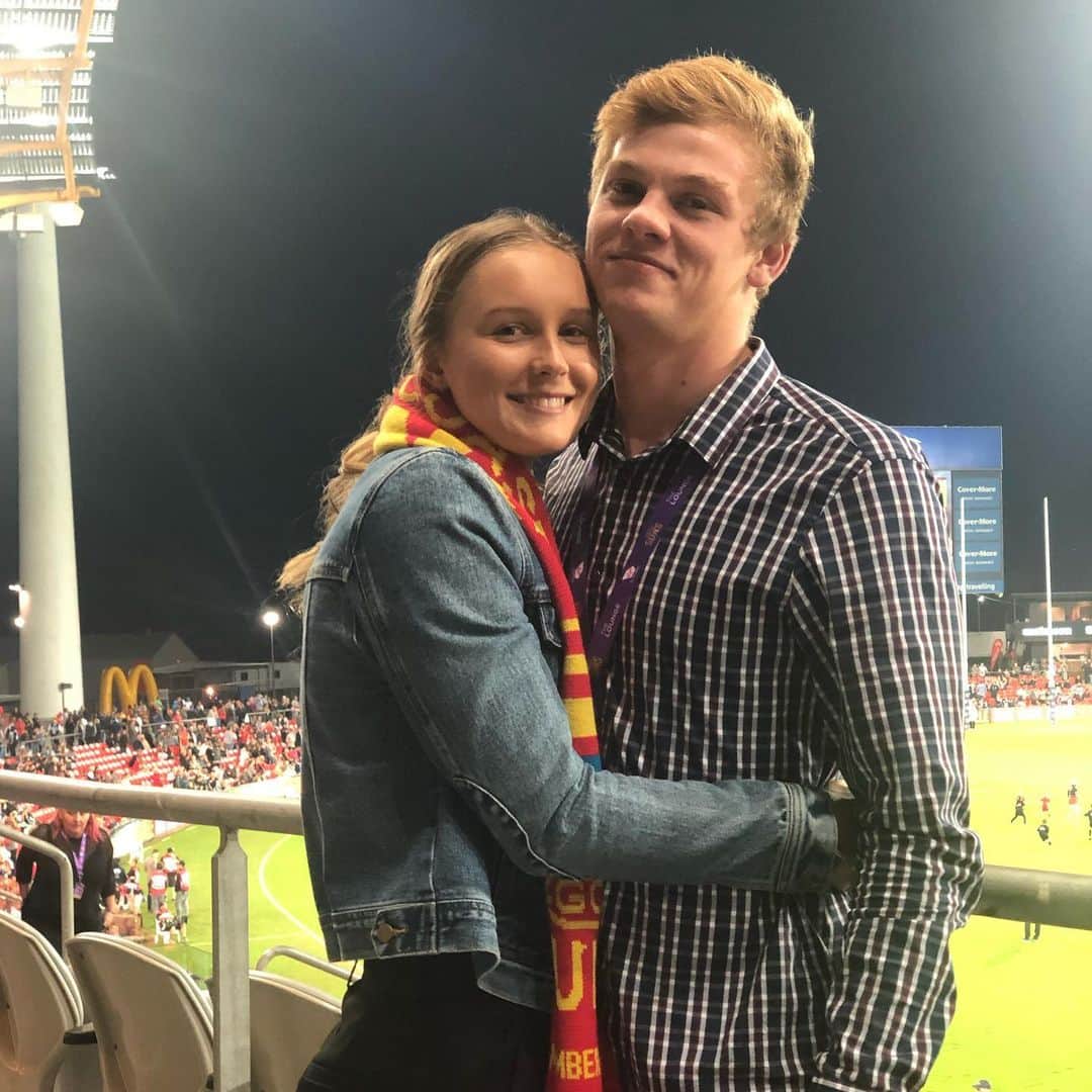 ライリー・デイさんのインスタグラム写真 - (ライリー・デイInstagram)「Thank you to the @gcsuns for having me last night! P.s got a photo with one of my favourite players @_torilittle_」5月26日 18時10分 - _rileyday