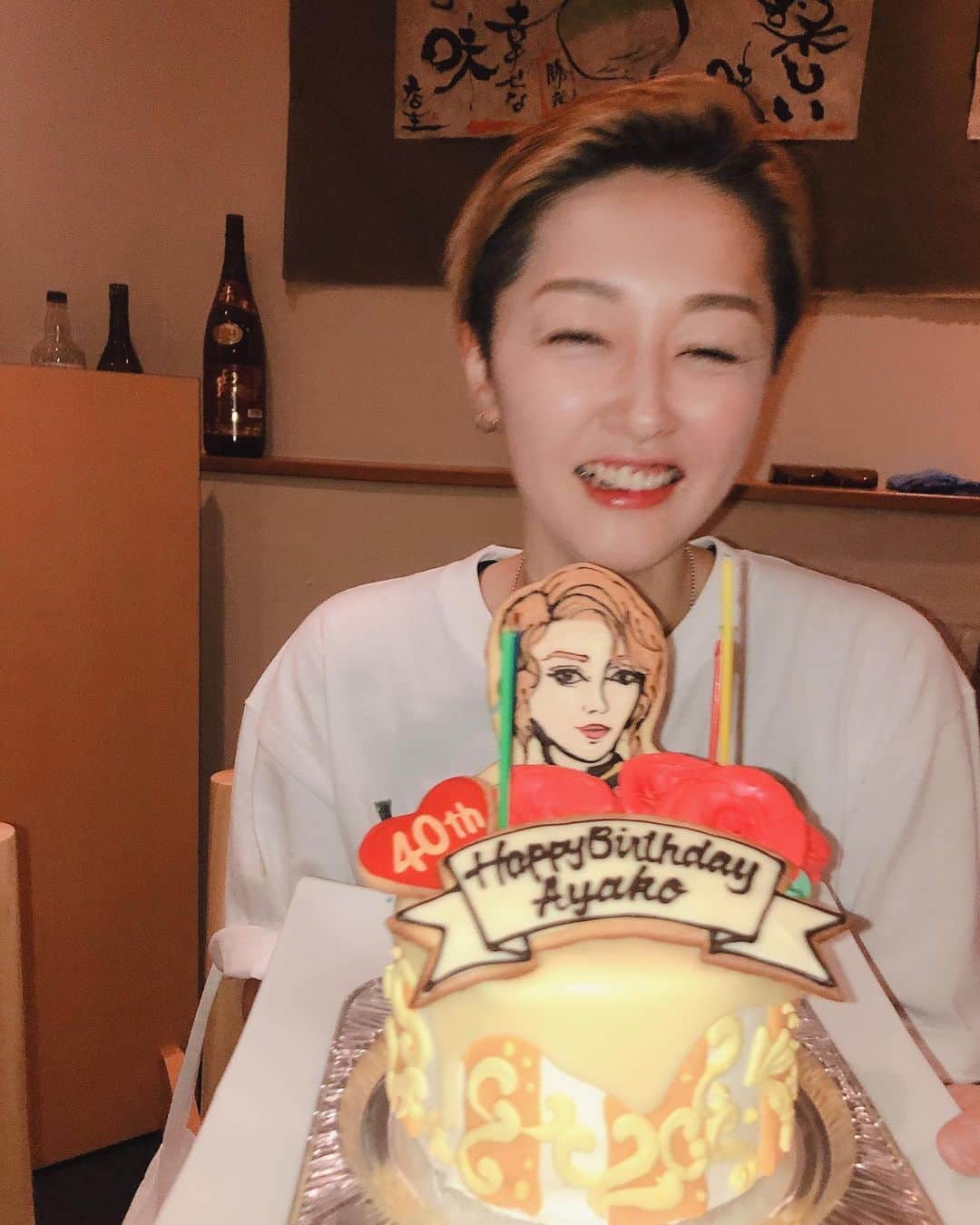 PELIさんのインスタグラム写真 - (PELIInstagram)「@a.com524 お誕生日おめでとう🎉🎊㊗️㊗️ ヴィロンスキーケーキが可愛すぎて自分も死んだ😭😍😂❤️❤️ #美弥るりか #ヴィロンスキー伯爵  #アンナカレーニナ 嬉しそうすぎる😂」5月26日 18時26分 - peli4649