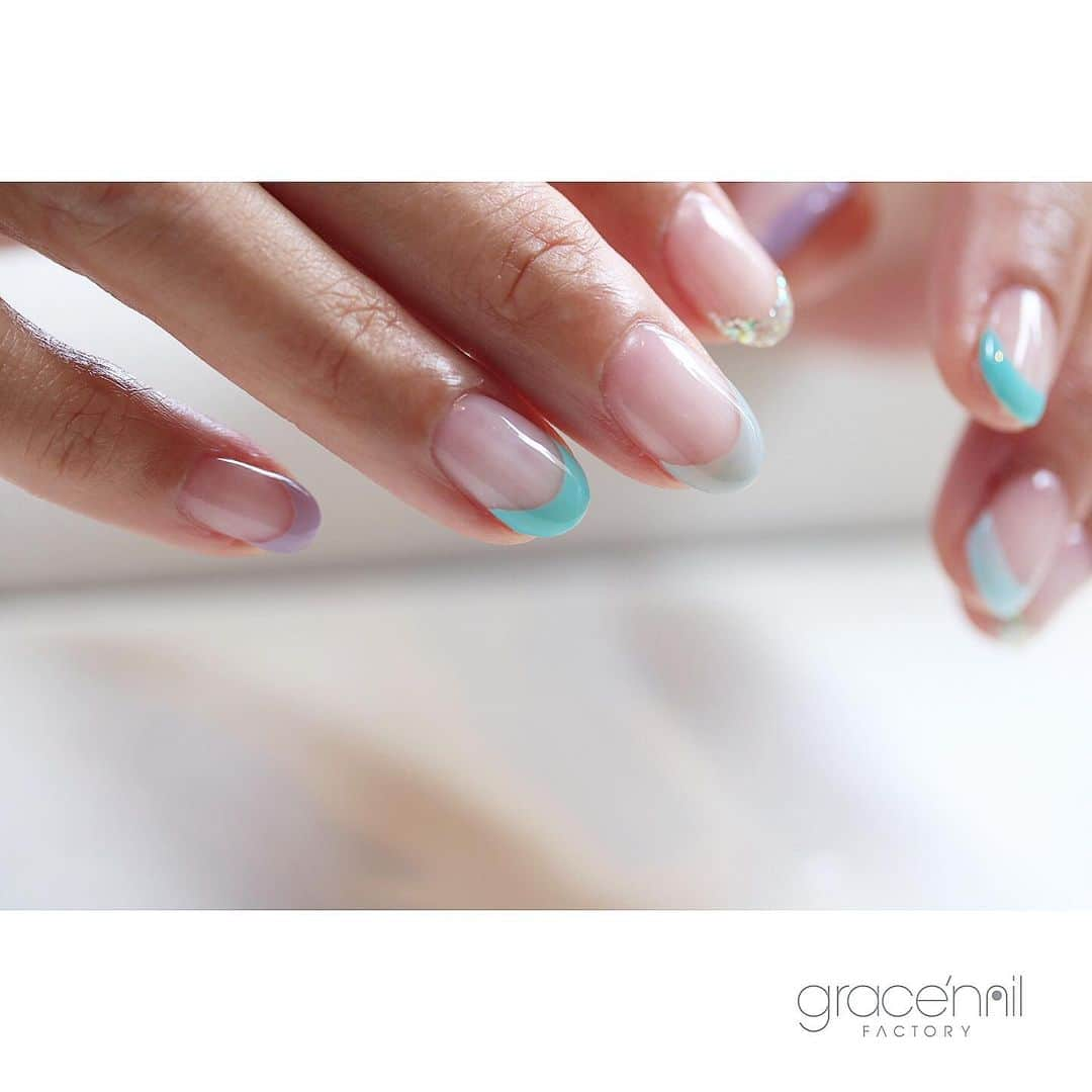 gracenailfactoryさんのインスタグラム写真 - (gracenailfactoryInstagram)「_ . blue french . . . #nail #nailsalon #naildesign #nailart #gel #gelart #gelnail #ネイル #ネイルデザイン #ネイルアート #ネイリスト #大阪ネイルサロン #グレースネイルファクトリー  #大人ネイル #人気ネイル #大阪ネイル  #堀江ネイル  #四ツ橋ネイル #シンプルネイル #ショートネイル  #夏ネイル #カジュアルネイル #ニュアンスネイル」5月26日 18時35分 - gracenailfactory