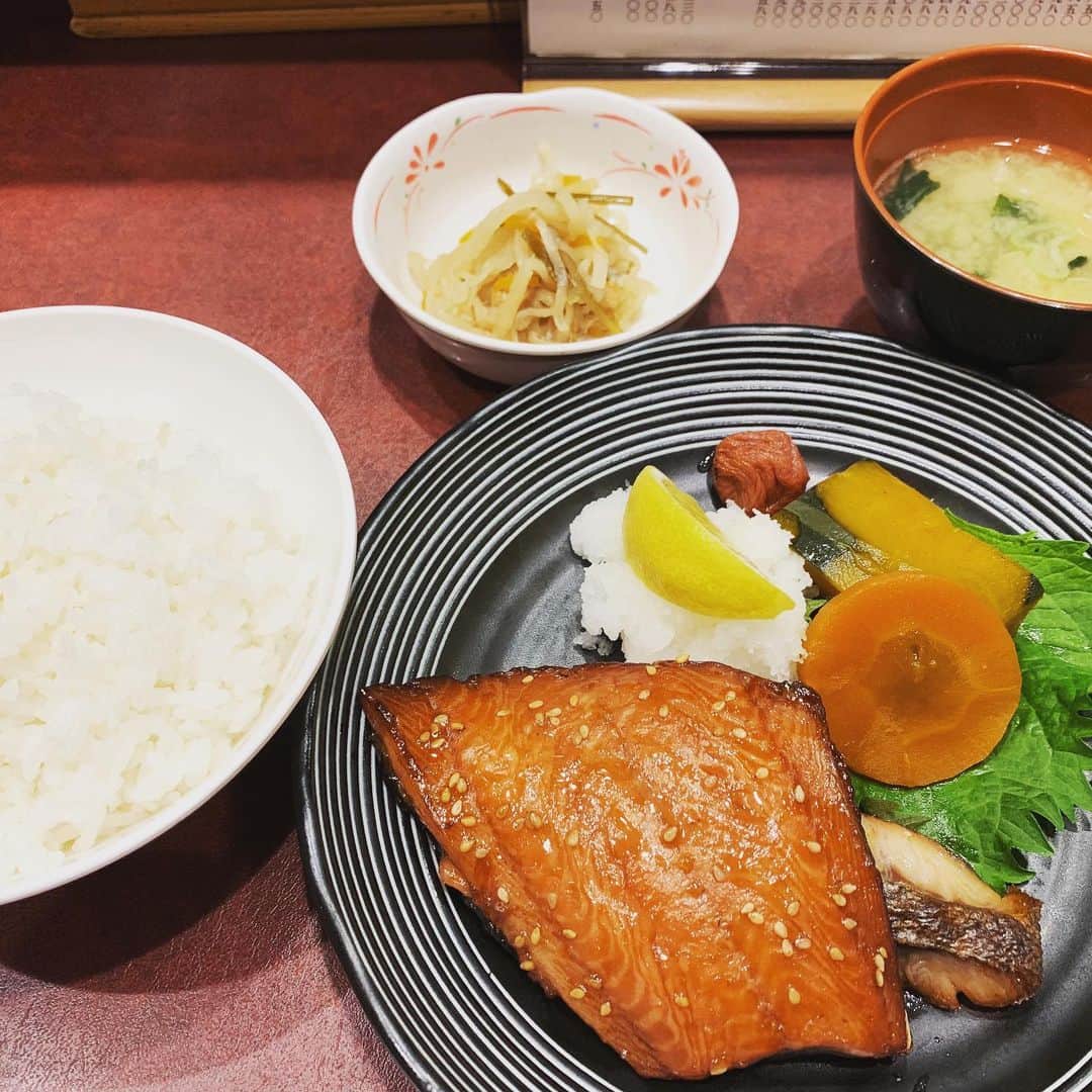 西寺郷太のグルメインスタ