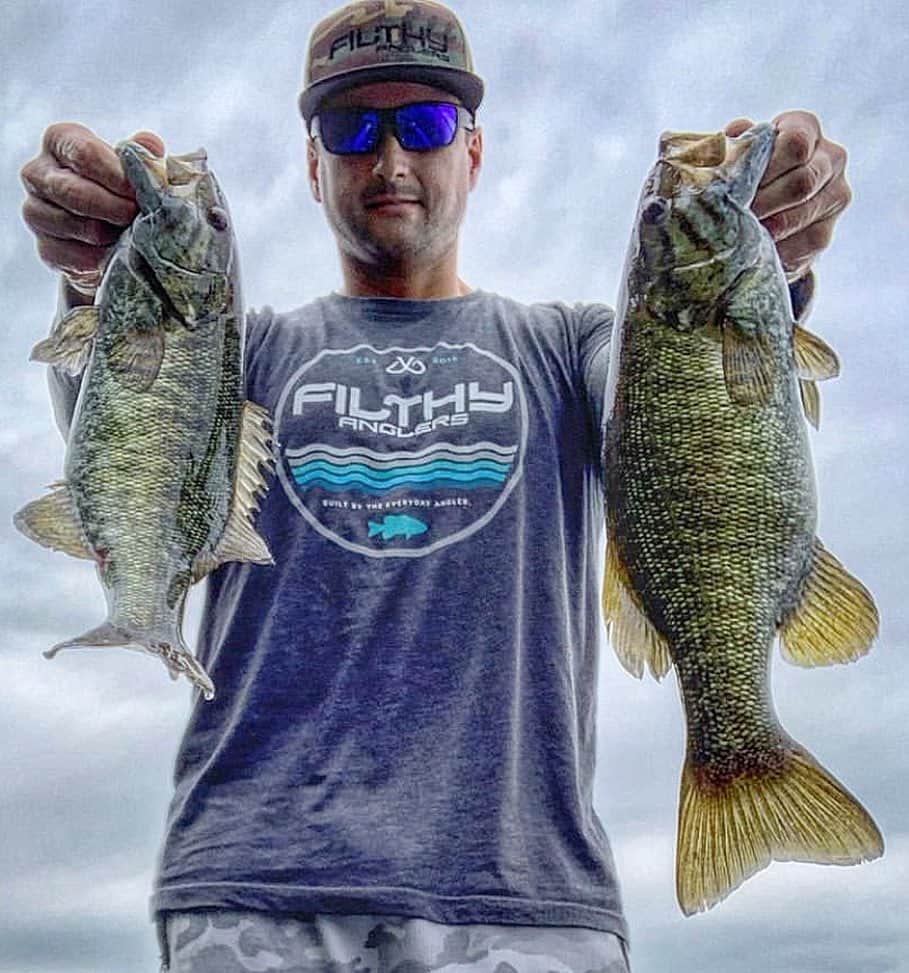Filthy Anglers™さんのインスタグラム写真 - (Filthy Anglers™Instagram)「Great photo and catch from @jasngreenfishing. I’d be happy with the smaller one to be honest! There’s nothing like catching a good smallmouth, pound for pound the best fight in freshwater fishing! The patterns too on these fish are pretty amazing. Congrats Jason you are Certified Filthy www.filthyanglers.com #fishing #bassfishing #smallmouthbass #smallmouth #hunting #bass #largemouthbass #angler #boat #fish #filthyanglers #trout #salmon #outdoors」5月26日 10時50分 - filthyanglers