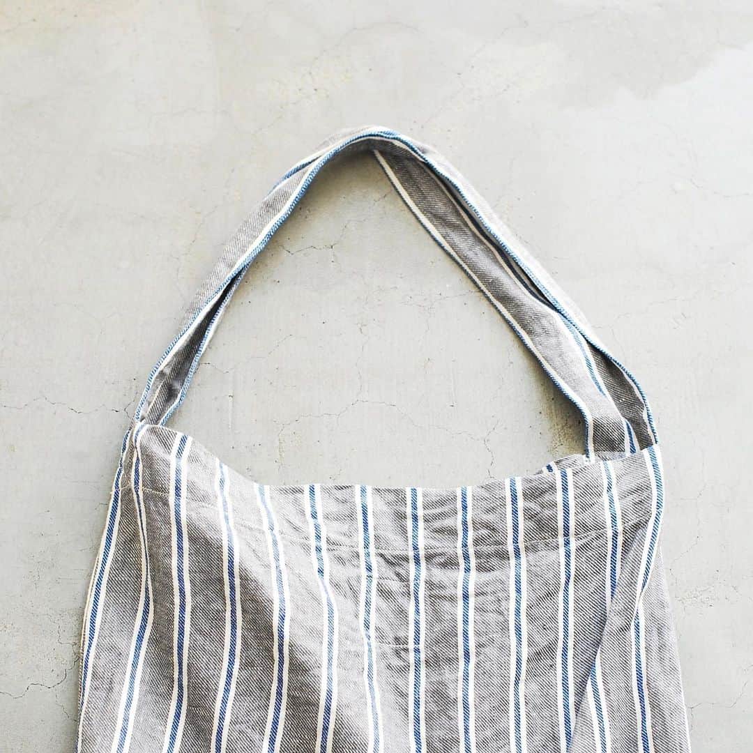 wonder_mountain_irieさんのインスタグラム写真 - (wonder_mountain_irieInstagram)「_ ts(s) / ティーエスエス (#ts_s) "Single Strap Shoulder Bag -Alternate Stripe Linen Cloth-" ￥9,720- _ 〈online store / @digital_mountain〉 http://www.digital-mountain.net/shopdetail/000000007272/ _ 【オンラインストア#DigitalMountain へのご注文】 *24時間受付 *15時までのご注文で即日発送 *1万円以上ご購入で送料無料 tel：084-973-8204 _ We can send your order overseas. Accepted payment method is by PayPal or credit card only. (AMEX is not accepted)  Ordering procedure details can be found here. >>http://www.digital-mountain.net/html/page56.html _ 本店：#WonderMountain  blog>> http://wm.digital-mountain.info _ 〒720-0044 広島県福山市笠岡町4-18 JR 「#福山駅」より徒歩10分 (12:00 - 19:00 水曜定休) #ワンダーマウンテン #japan #hiroshima #福山 #福山市 #尾道 #倉敷 #鞆の浦 近く _ 系列店：@hacbywondermountain _」5月26日 10時43分 - wonder_mountain_