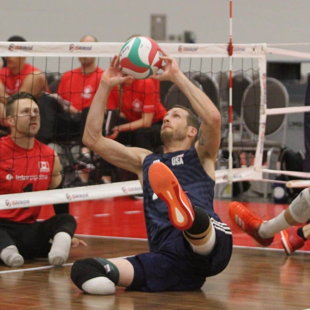 USA Volleyballさんのインスタグラム写真 - (USA VolleyballInstagram)「@usav_sitting_wnt beats Russia twice and @usav_sitting_mnt split with Canada on Saturday during exhibitions played at #USAVopen. Visit www.usavolleyball.org for recap and click our bio 🔗 to watch live stream.」5月26日 10時59分 - usavolleyball