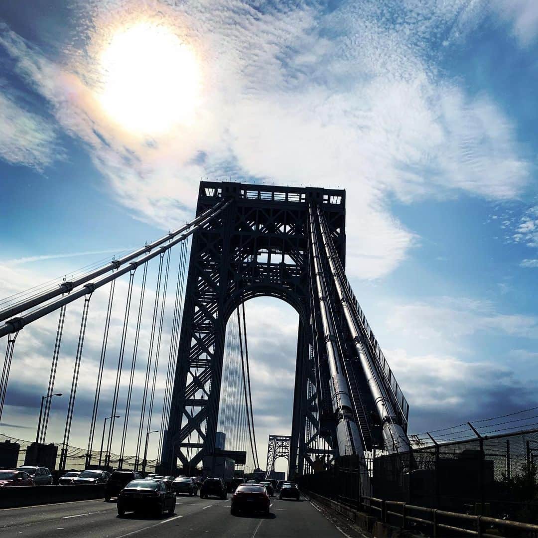 和央ようかさんのインスタグラム写真 - (和央ようかInstagram)「On the way to NJ 🚗 ニュージャージーまでドライブ🚗 #ジョージワシントン橋 この橋は本当にカッコよい👍👍😍 #georgewashingtonbridge  #takakonystylin🍎 #nylife  #nyc🍎」5月26日 11時04分 - yokawao0215