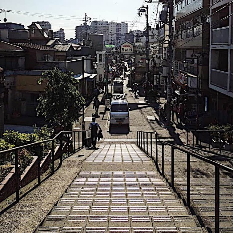 km観光タクシーさんのインスタグラム写真 - (km観光タクシーInstagram)「Yanaka Ginza  #tokyolife #kmtaxi #tokyosightseeing #tokyodrive #tokyolife #tokyonow #東京観光タクシー #kmtaxi #thingstodo #thingstodointokyo #thingstodoinjapan #tokyotourism #kmtaxi #tokyotourism #tokyotour #gotokyojp #tokyotaxiphotoproject」5月26日 11時26分 - tokyodrive.jp