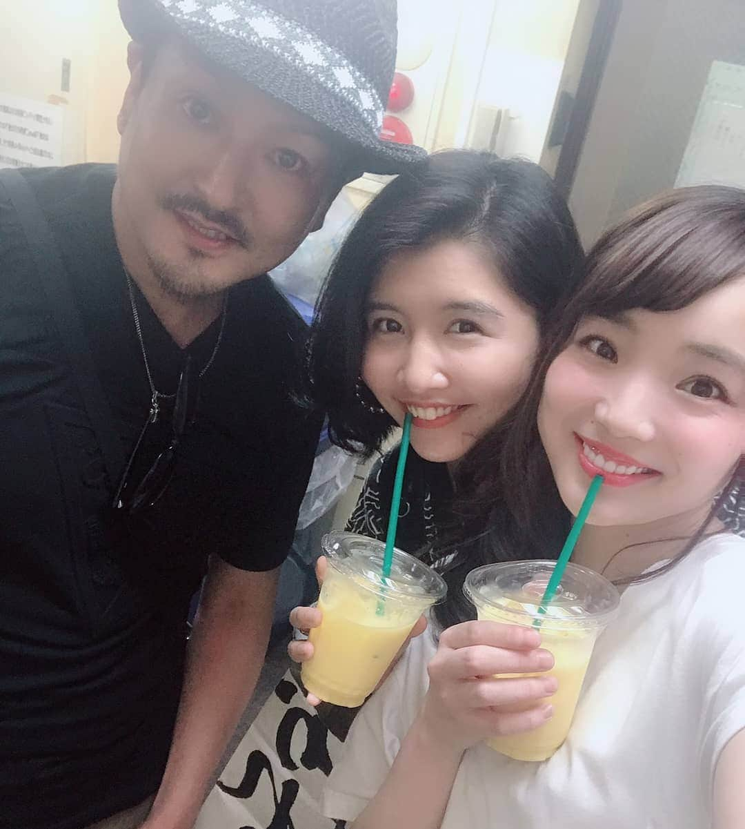 重松隆志さんのインスタグラム写真 - (重松隆志Instagram)「昨日はツムさんの舞台を見に行ったらリヨさんが。さすが下北沢。歩いてるだけでどんだけ知ってる人とスレ違うねん。 そして今日も２本の舞台観劇。 早く芝居がしたいよパワーを貯めに行こう。 #舞台 #観劇 #下北沢 #円谷優希 #森岡里世 #重松隆志 #俳優部」5月26日 11時33分 - shige_man_