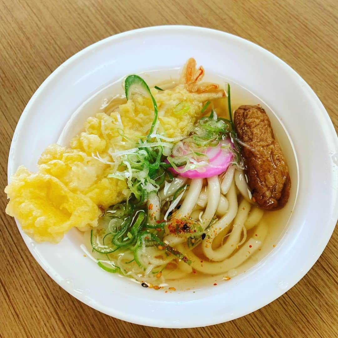 濱口優さんのインスタグラム写真 - (濱口優Instagram)「#鹿児島 #桜島フェリー #うどん」5月26日 13時14分 - hamaguchi_masaru