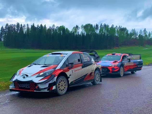 勝田貴元さんのインスタグラム写真 - (勝田貴元Instagram)「It was good tight battle with young flying Finn @jarihut . 📸 @rallinsmsarja  It was not easy both of us, due to  condition were changing a lot every stages. But we are both improved during the rally without any big risks.  This time I had advantage, because once I have been with WRcar at Itarally this winter. See you very soon at Portugal 🇵🇹! ヒュンダイ育成ドライバーのフィンランド人ドライバー、フットネンとのWRカーバトルは僕にとってとても良い経験になりました！ 不安定なコンディションの中で、お互いにステージを追う毎にペースを上げていきながらも、お互いチームから指示された絶対完走の一線を越えないギリギリの所でのせめぎ合いでした。 彼とは来週ポルトガルでR5バトルです！ というより明日ポルトガルでのオフィシャルテストでもう会いますね。笑 #takamotokatsuta #jarihuttunen #toyotagazooracing @tgr_wrc @danbarritt #wrcar #wrc #frc #flyingfinn」5月26日 19時02分 - takamotokatsuta