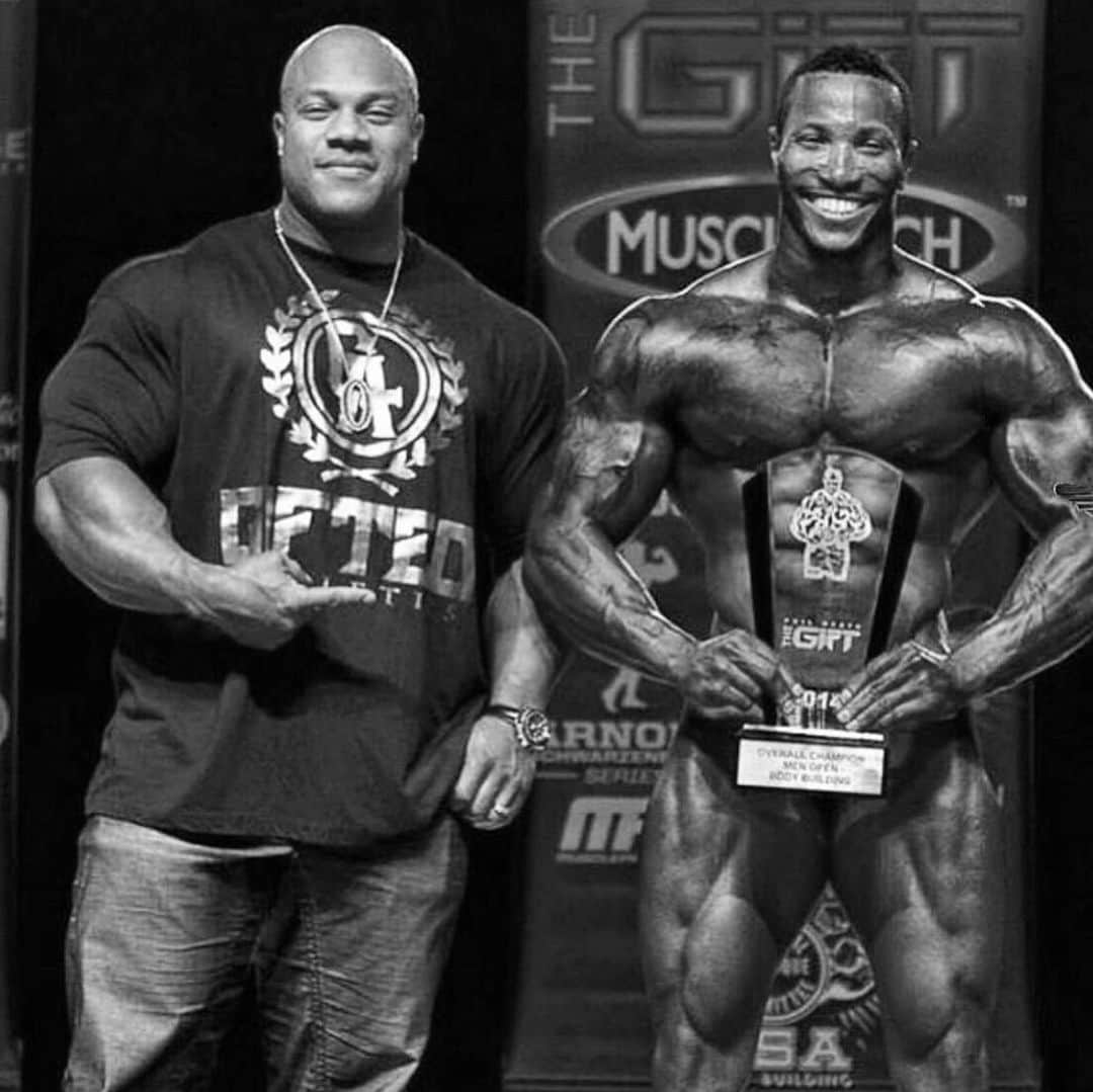 Phil Heathのインスタグラム：「One of the coolest things I have done in my career has been off the stage while CO-promoting contests. It has allowed me the privilege to provide other athletes a platform where they can showcase their hard work and dedication along with sacrifice on a stage where they can truly be appreciated. This gentleman who I consider a lil Brother is @patricktmoore. He competed 5yrs ago at one of my events in Houston, Texas and now as you swipe through can see he has went from an amateur to winning his very first IFBB Pro League contest in California tonight. I along with @shuriecremona have had the opportunity to become friends more like family with Patrick and his lovely wife @cnsl_tikaa and I must say it is beautiful to watch their lives unfold let alone seeing Pat get to live out his dream as a professional bodybuilder. Let this be a lesson to all that with a strong belief, a plan, a willingness to learn new things and be truly invested to your craft that anything is possible! Congrats Patrick on a job well done. Shoutout to his team and his loved ones who have been there for him and will continue to be in the future. The best thing is that you now have a win under your belt and an Olympia qualification oh and a big brother who will beat your ass in the gym whenever you need me. I’m so proud of you and honestly this has been a great day for me as I get to celebrate someone else’s win for a change. Have some food and celebrate because you fucking deserve it. #BrotherHood #MooreIsYetToCome #BigBroHasGotYoBack」
