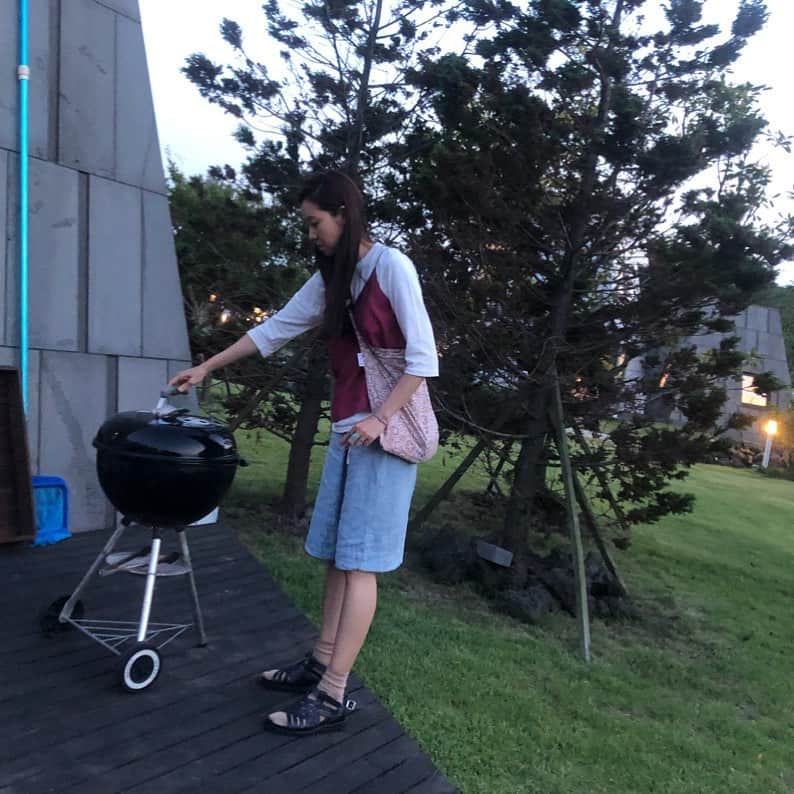 コン・ヒョジンさんのインスタグラム写真 - (コン・ヒョジンInstagram)「🥩🥓⛺️」5月26日 13時57分 - rovvxhyo