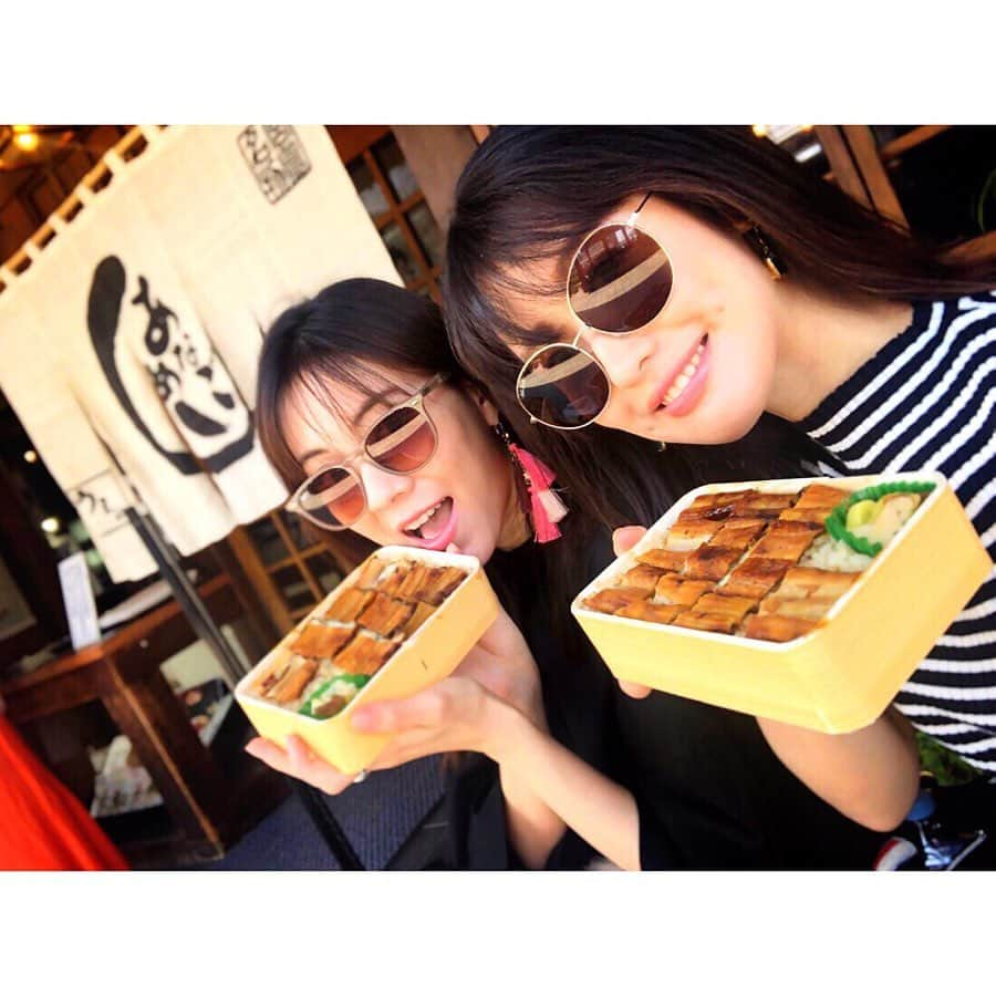 安座間美優さんのインスタグラム写真 - (安座間美優Instagram)「あなごめし😋 #みゅう旅#広島#hiroshima#広島旅行#宮島#宮島口#あなご#あなごめし#穴子#穴子飯#お弁当#お昼ご飯#ランチ#lunch#あなごめしうえの#あなごめし弁当#まあ食べてみんさい」5月26日 14時14分 - mew_azama