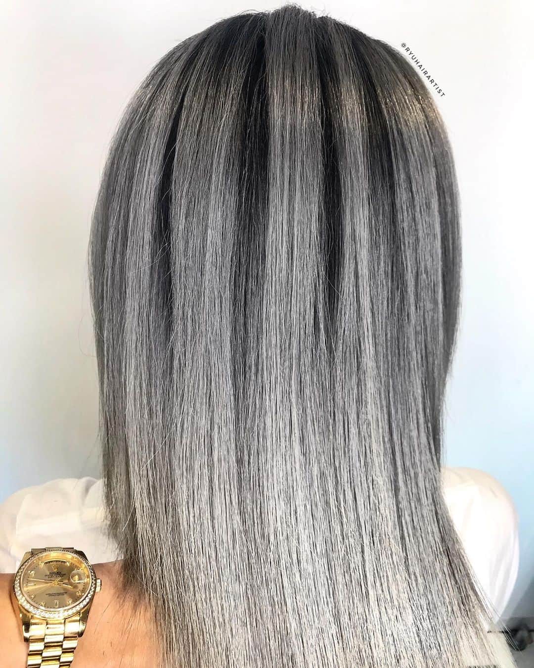 京極 琉さんのインスタグラム写真 - (京極 琉Instagram)「Next Color Trend GGS🌹(Gradation Grey Silver)#salonryu#京極琉」5月26日 14時23分 - ryuhairartist