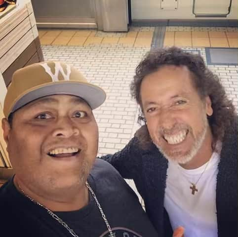 ラモス瑠偉さんのインスタグラム写真 - (ラモス瑠偉Instagram)「先日偶然！！大好きなコニシキさんと駅のホームでバッタリ！縁に感謝😊👍✨🙏 #KONISHIKI #小錦 #ラモス瑠偉 #カリオカ #60代現役 #RuyRamos #Carioca」5月26日 14時46分 - ruyramos10official