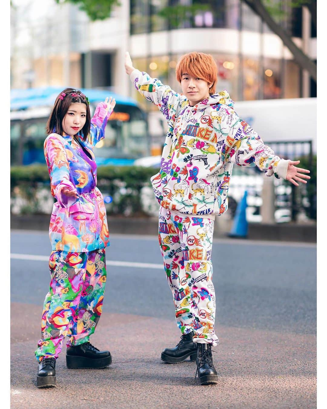 Harajuku Japanさんのインスタグラム写真 - (Harajuku JapanInstagram)「Chinatsu (@katycats_chi) and Taishi (@taishiiy) - both 18 - on the street in Harajuku wearing colorful graphic fashion by the Japanese brand Kobinai along with accessories from vintage/resale shops and Spinns.」5月26日 14時42分 - tokyofashion