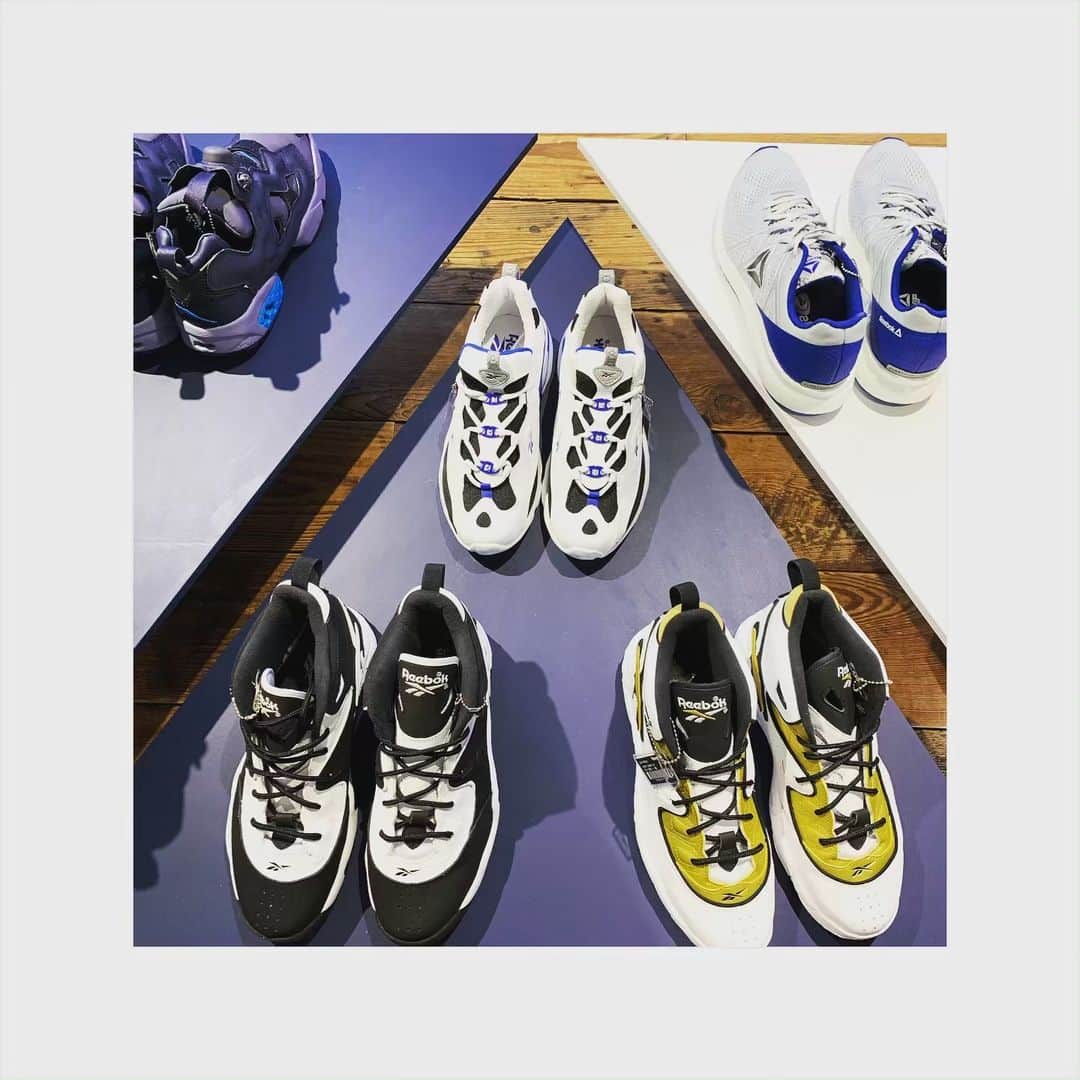 小林 ディスカスさんのインスタグラム写真 - (小林 ディスカスInstagram)「Reebok  2019 FALL/ WINTER にお邪魔しました👱🏾‍♂️ スニーカーはもちろん👟 WEARの方もかなりイケてるっ！！ トレーニングWEARも、 こんなに充実してるとは…。 あー、全部欲しい…👱🏾‍♂️🤦🏼‍♂️🤦🏼‍♂️🤦🏼‍♂️😩 #tokyo #japan #fashion #sports #exhibition #スポーツ #リーボック #展示会 #18aw #東京」5月26日 15時01分 - discus_kobayashi