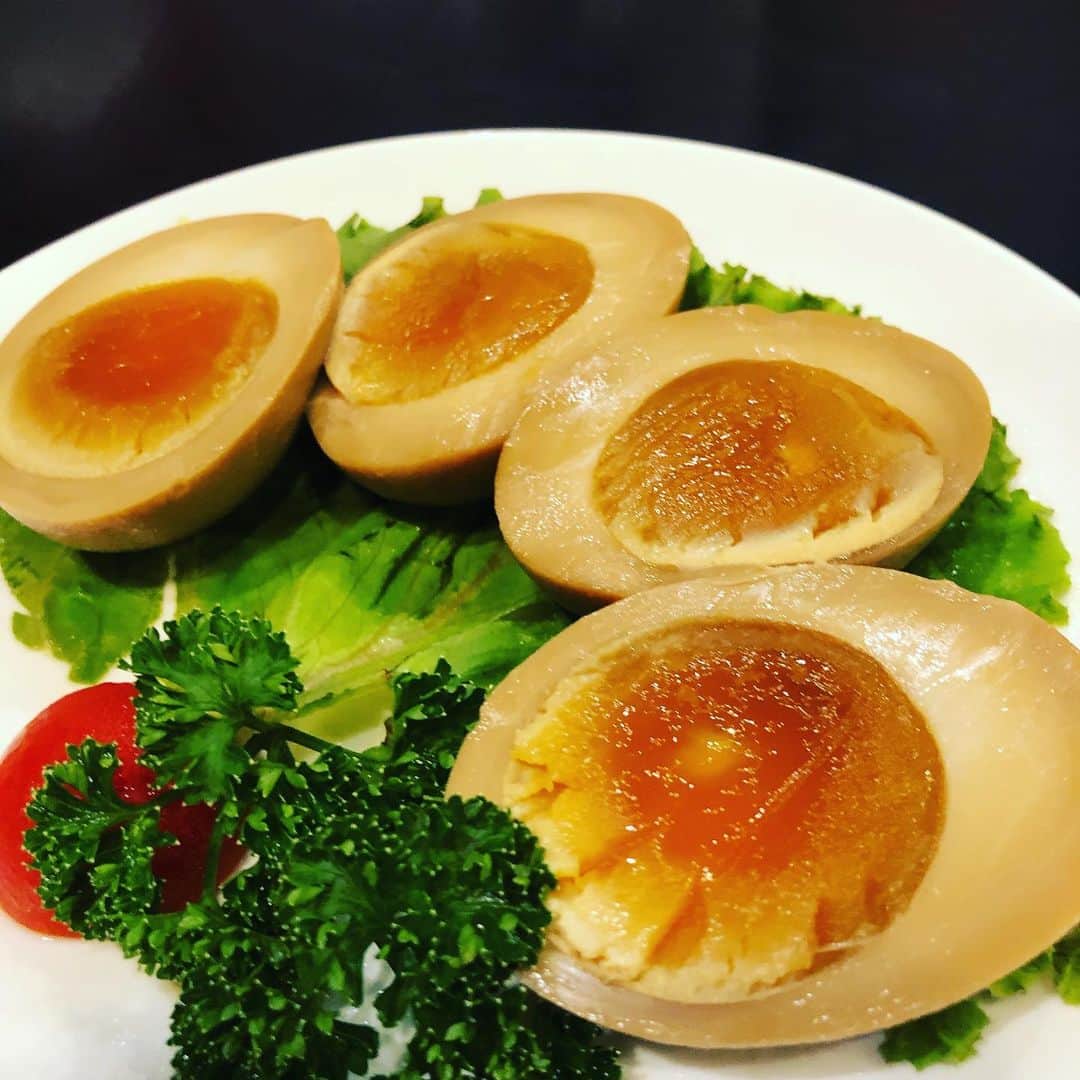 中村譲さんのインスタグラム写真 - (中村譲Instagram)「黒酢と生姜たっぷりで小籠包を食す！#小籠包 #點水樓 #黒酢 #大好き #愛 #台湾」5月26日 15時56分 - joechan1515
