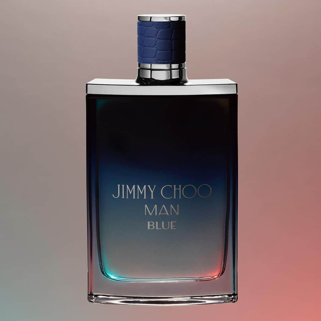 Jimmy Chooさんのインスタグラム写真 - (Jimmy ChooInstagram)「Strike the perfect balance between freshness and spice with our MAN BLUE men’s fragrance #JimmyChoo」5月26日 17時00分 - jimmychoo