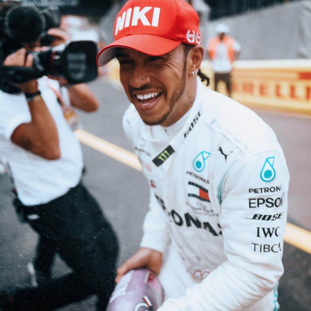 IWCさんのインスタグラム写真 - (IWCInstagram)「@lewishamilton wins the #MonacoGP, P3 for @valtteribottas. Another great victory for our partner @mercedesamgf1 #IWCRacing」5月27日 4時19分 - iwcwatches