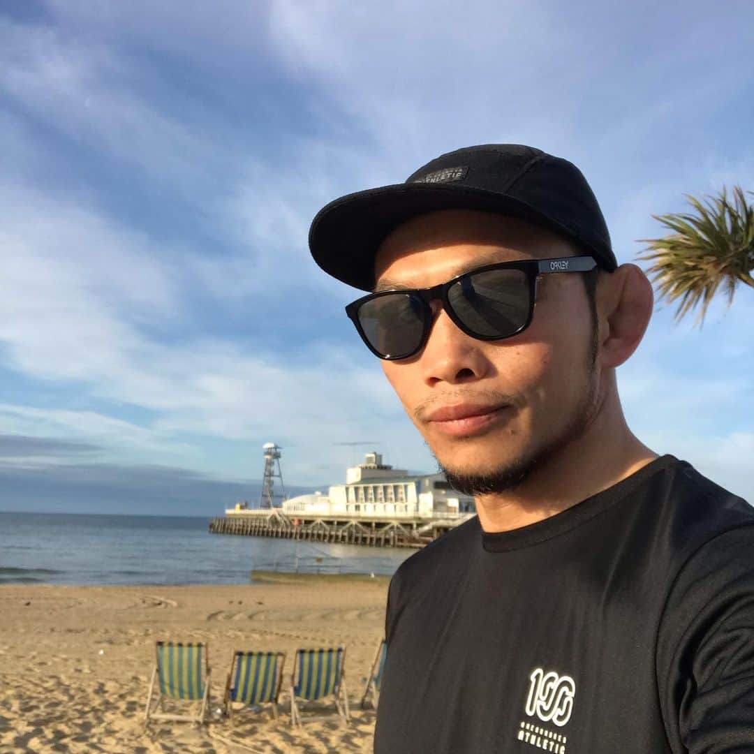 宇野薫のインスタグラム：「UNORUN  試合で興奮してるのと、時差ボケで早く起きため #UNORUN へ  海と公園がきれいな素敵な街でした。  #onehundredathletic #100athletic #unocaolshowten  #suunto9 #hokaoneoneclifton5  #c3fit #oakleyfrogskins #宇野薫」