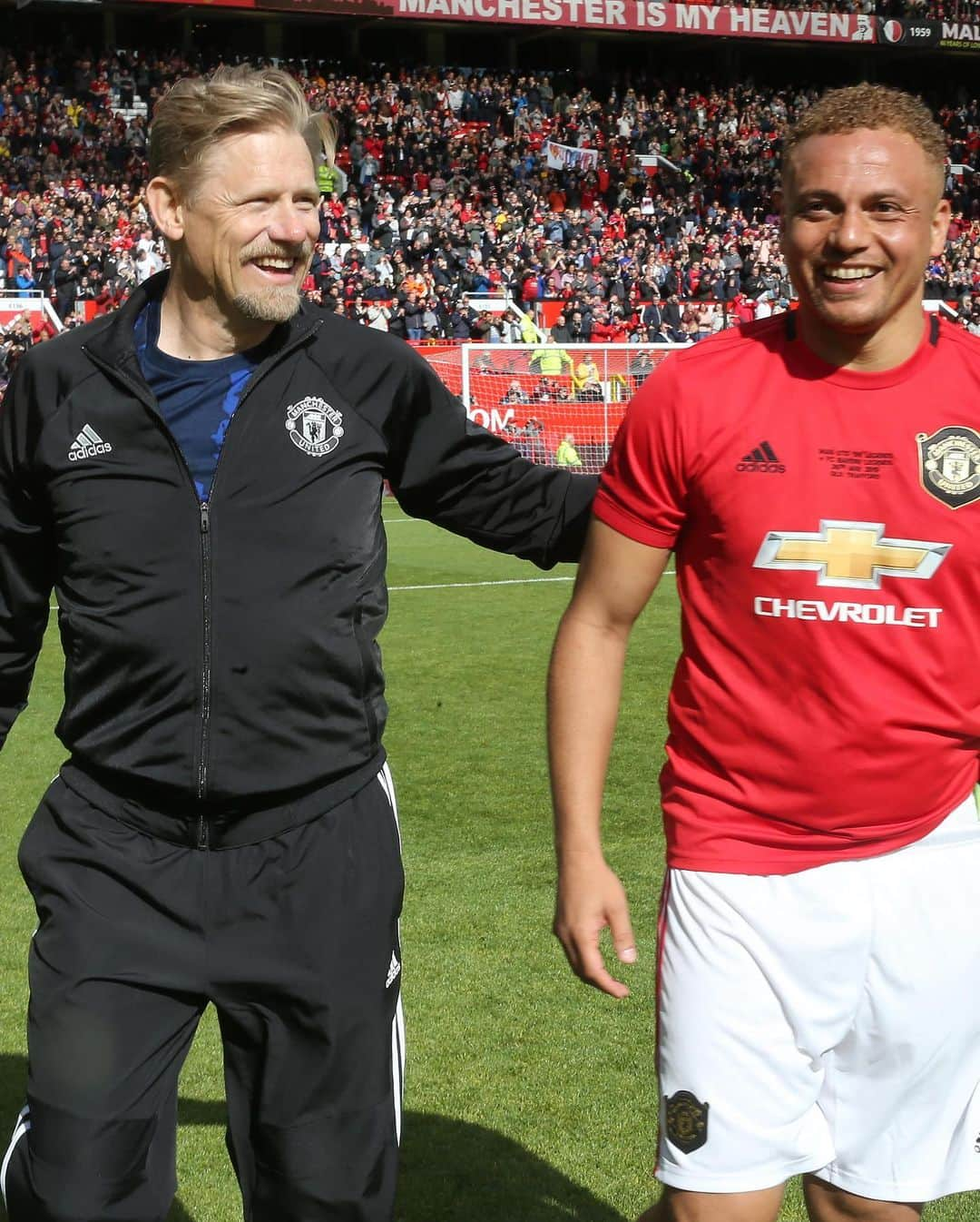 マンチェスター・ユナイテッドさんのインスタグラム写真 - (マンチェスター・ユナイテッドInstagram)「Good to see some old faces at the Theatre of Dreams today 👊 #Treble99 #MUFC」5月27日 3時34分 - manchesterunited