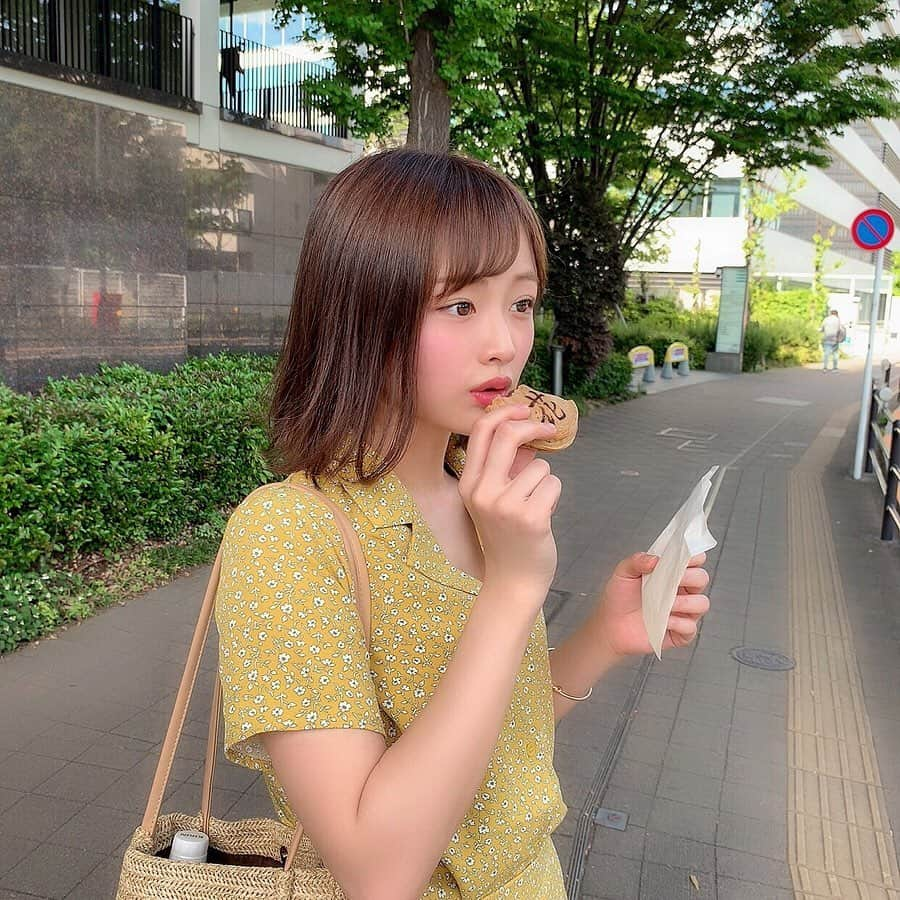 森下愛里沙(もりしたありさ) さんのインスタグラム写真 - (森下愛里沙(もりしたありさ) Instagram)「ㅤㅤㅤㅤㅤㅤㅤㅤㅤㅤㅤㅤㅤ ㅤㅤㅤㅤㅤㅤㅤㅤㅤㅤㅤㅤㅤ ㅤㅤㅤㅤㅤㅤㅤㅤㅤㅤㅤㅤㅤ @fifth_store さんの ○レトロフラワー開襟シャツ ○レトロフラワーロングフレアスカート ㅤㅤㅤㅤㅤㅤㅤㅤㅤㅤㅤㅤㅤ ㅤㅤㅤㅤㅤㅤㅤㅤㅤㅤㅤㅤㅤ ㅤㅤㅤㅤㅤㅤㅤㅤㅤㅤㅤㅤㅤ 別々にも着れるし 一緒にきてセットアップ、 ワンピースみたいにも着れるのでオススメ💓 ㅤㅤㅤㅤㅤㅤㅤㅤㅤㅤㅤㅤㅤ ㅤㅤㅤㅤㅤㅤㅤㅤㅤㅤㅤㅤㅤ ㅤㅤㅤㅤㅤㅤㅤㅤㅤㅤㅤㅤㅤ 夏らしい黄色🌻が とっても可愛くて一目惚れしました✌︎ ㅤㅤㅤㅤㅤㅤㅤㅤㅤㅤㅤㅤㅤ ㅤㅤㅤㅤㅤㅤㅤㅤㅤㅤㅤㅤㅤ ㅤㅤㅤㅤㅤㅤㅤㅤㅤㅤㅤㅤㅤ そしてなんといってもプチプラ！ そこが魅力的⭐︎ ㅤㅤㅤㅤㅤㅤㅤㅤㅤㅤㅤㅤㅤ ㅤㅤㅤㅤㅤㅤㅤㅤㅤㅤㅤㅤㅤ ㅤㅤㅤㅤㅤㅤㅤㅤㅤㅤㅤㅤㅤ ㅤㅤㅤㅤㅤㅤㅤㅤㅤㅤㅤㅤㅤ #fifth #fifthtl #フィフス #レトロフラワー開襟シャツ #レトロフラワーロングフレアスカート #ワンピースコーデ #ワンピース #花柄ワンピース #fashion #ootd #プチプラコーデ #ファッション #like4likes #l4l #instagood #instalike」5月26日 19時14分 - mini.ari