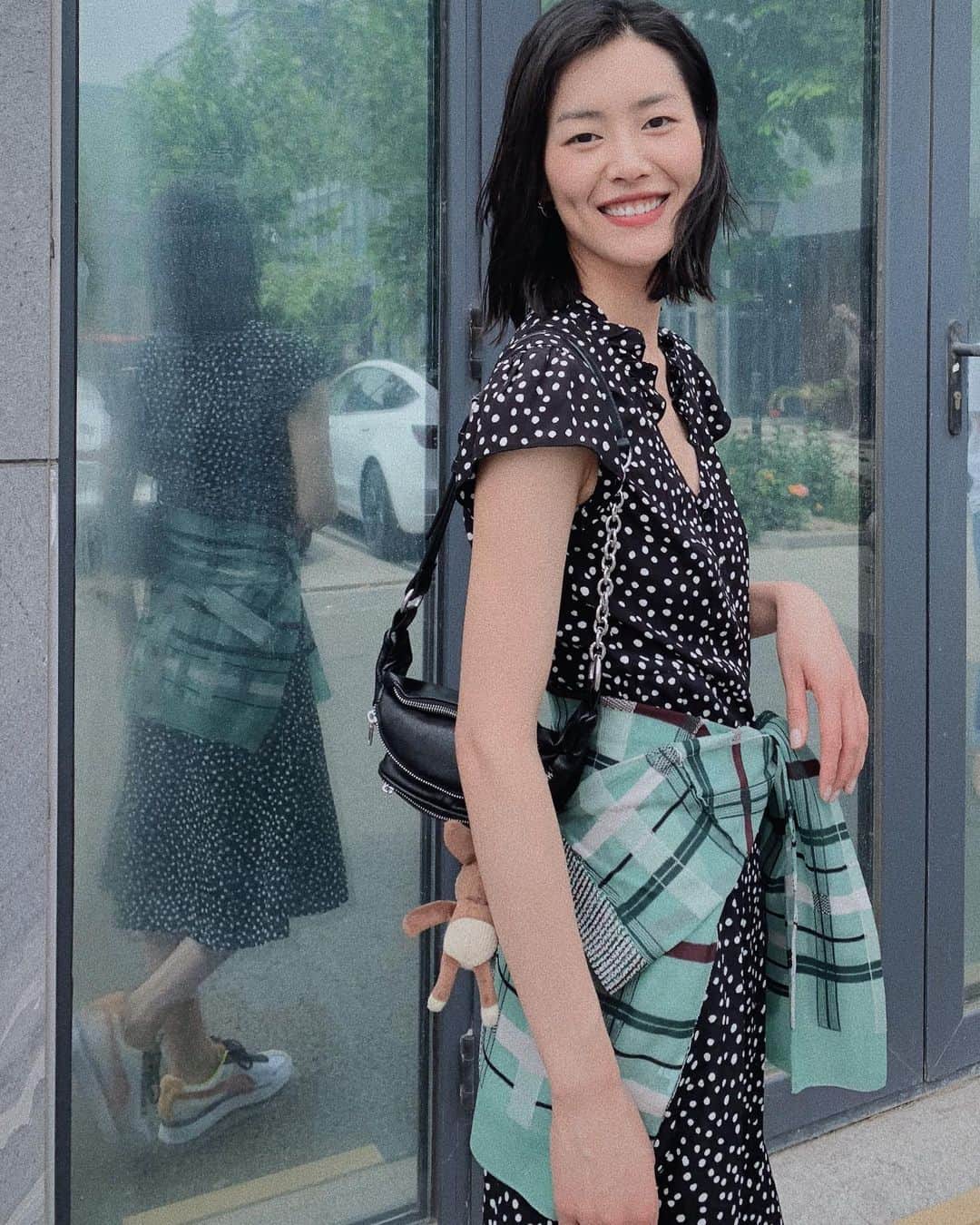 リウ・ウェンさんのインスタグラム写真 - (リウ・ウェンInstagram)「Good day to be out and about! 😜」5月26日 19時16分 - liuwenlw