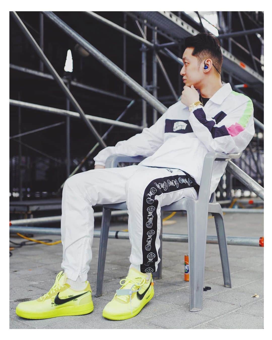 thequiettのインスタグラム：「#glowforever」