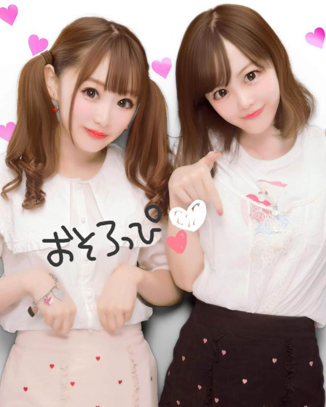 平野友里（ゆり丸）さんのインスタグラム写真 - (平野友里（ゆり丸）Instagram)「👭🍒 昨日はライブの後久しぶりの #ゆりまりゅーあみ デート💌 ♡  りゅあみのお友だちのアイドルさんのライブにおじゃまして、ごはん食べたりカラオケして喋り倒した😍  らぶ♡♡♡ やっぱりゅーあみとのカラオケは まじで安定😭最高〜〜〜♥️ ♡  誕プレもお互いに渡し合った♥️ それはまた載せる☺️ ♡  りゅあみいつもありがと！ だいすき〜☺️💓 ♡  おそろのスカートは @honey_cinnamon_jp だよ🎀 ・ ・ ・ ・  #双子コーデ #なかよし #親友  #親友ちゃん #ツーショット #渋谷 #渋谷カフェ巡り #プリクラ #プリクラポーズ #プリクラ加工 #プリクラ落書き #プリクラ倶楽部 #ツインテール #ハニーシナモン #アニエスベー #ナイルパーチ #コーデ #おしゃれ #友達大好き #インスタ映え #フォトジェニック #女子会 #ゆり丸」5月26日 19時49分 - yurimaruchan___