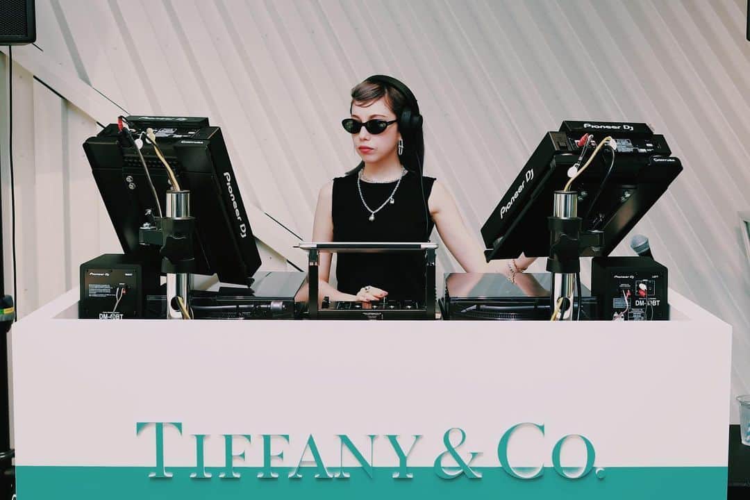ダイアナチアキのインスタグラム：「Thank you for having me @tiffanyandco ﻿ ﻿ 📷 @wataru_fukaya  🥣🍴🥐」