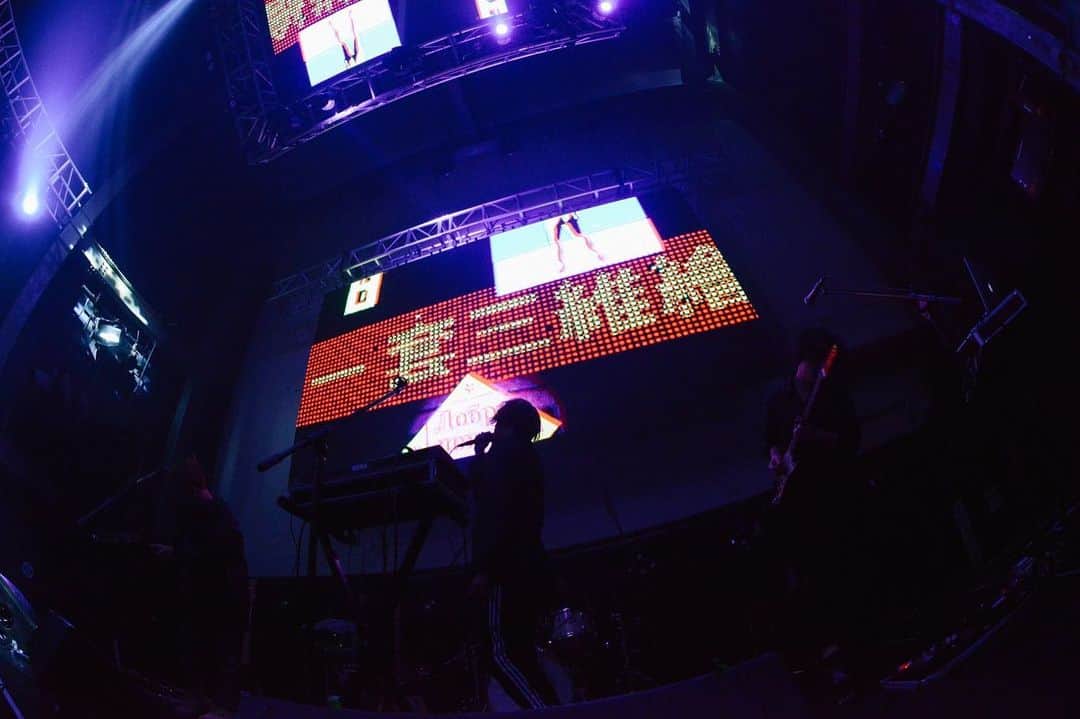 カフカさんのインスタグラム写真 - (カフカInstagram)「‪𝐾‌𝐹‌𝐾 ‬﻿ ‪Last Live ﻿ "We are KFK from Tokyo Setagaya"﻿ ‪at WOMB shibuya﻿ 2019.4.26﻿ ﻿ ‪photo by kazuki sano﻿ @kazukisano0214」5月26日 20時57分 - wearekfk
