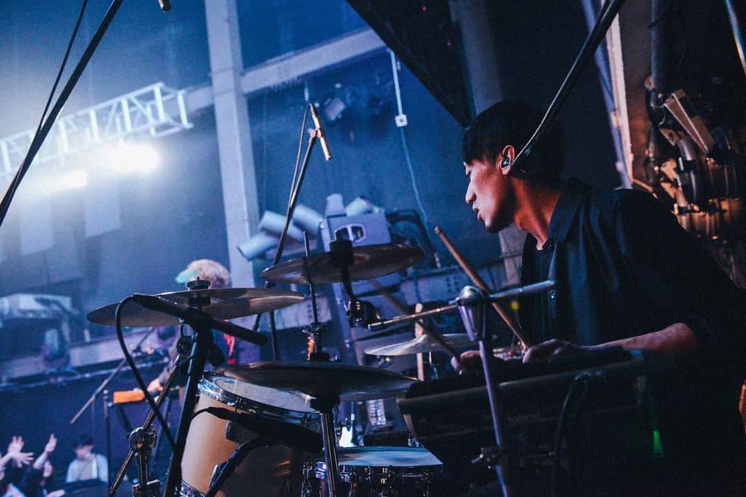 カフカさんのインスタグラム写真 - (カフカInstagram)「‪𝐾‌𝐹‌𝐾 ‬﻿ ‪Last Live ﻿ "We are KFK from Tokyo Setagaya"﻿ ‪at WOMB shibuya﻿ 2019.4.26﻿ ﻿ ‪photo by kazuki sano﻿ @kazukisano0214」5月26日 20時59分 - wearekfk