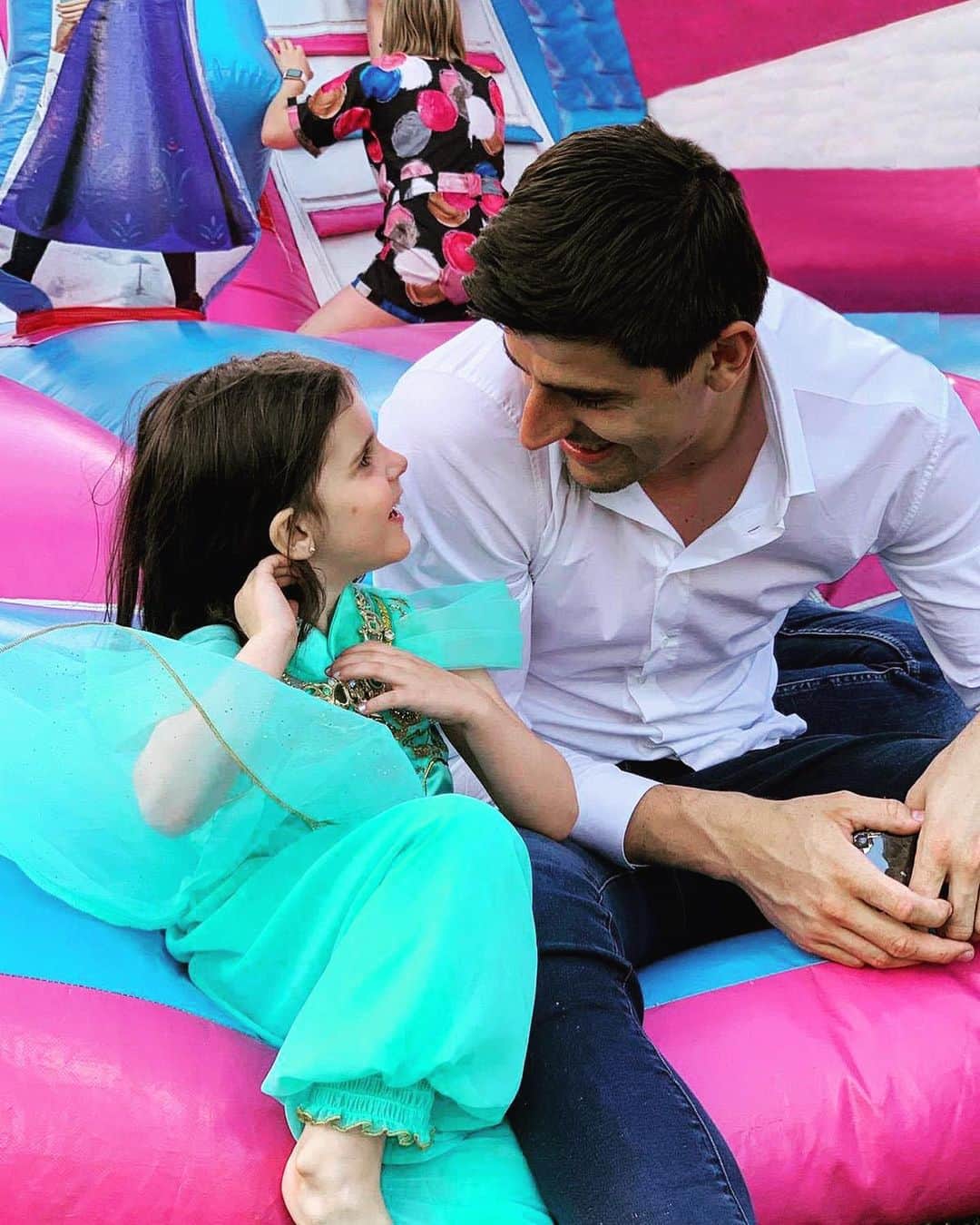 のインスタグラム：「La niña de mis ojos 😍❤️」