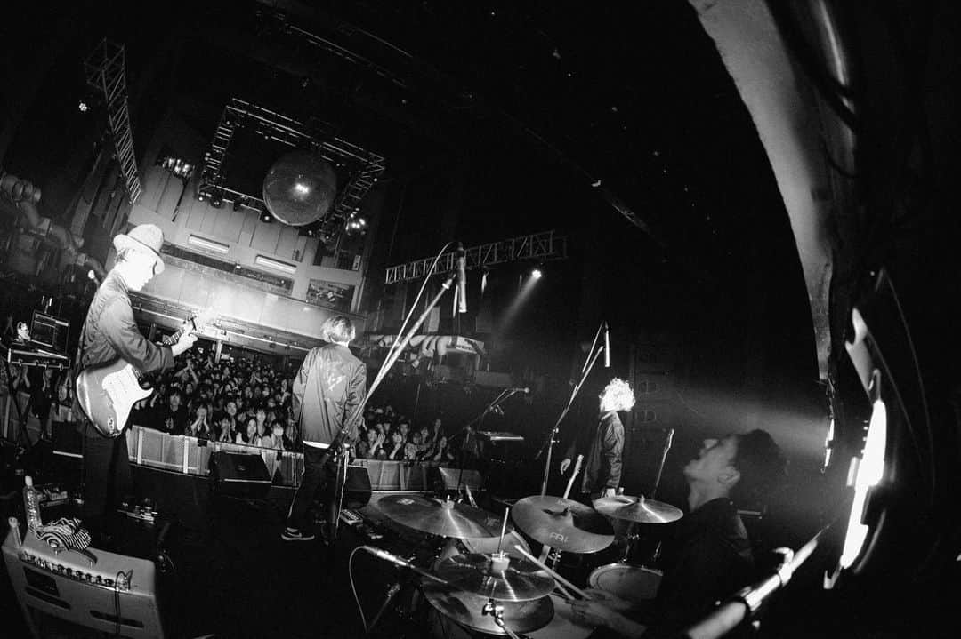 カフカさんのインスタグラム写真 - (カフカInstagram)「‪𝐾‌𝐹‌𝐾 ‬﻿ ‪Last Live ﻿ "We are KFK from Tokyo Setagaya"﻿ ‪at WOMB shibuya﻿ 2019.4.26﻿ ﻿ ‪photo by kazuki sano﻿ @kazukisano0214﻿ ﻿ goodbye」5月26日 21時07分 - wearekfk