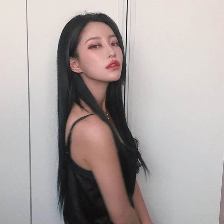 原涼香さんのインスタグラム写真 - (原涼香Instagram)「ㅤㅤㅤㅤㅤㅤㅤㅤㅤㅤㅤㅤㅤ Blue Black 🇰🇷💙 暗いけど、透ける、いろです( ◠‿◠ ) ㅤㅤㅤㅤㅤㅤㅤㅤㅤㅤㅤㅤㅤ」5月26日 21時14分 - suzuka_hara