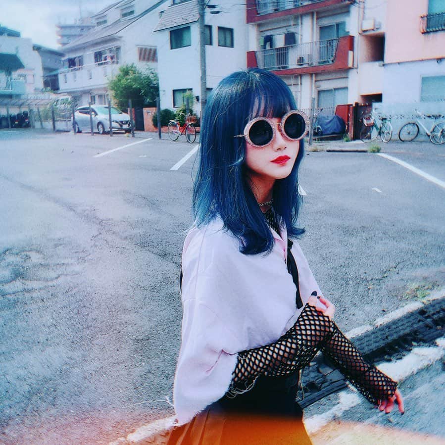 赤羽律のインスタグラム：「普段のお写真全然載せてない🕶 ． ． Found out that I didn’t really upload any photos of myself in daily life🕊️ . . #久しぶりの投稿 #日常 #ファッション #ファッションコーデ #ファッション好き #fashion #daily #ottd #ootdfashion #sunglasses #サングラス」