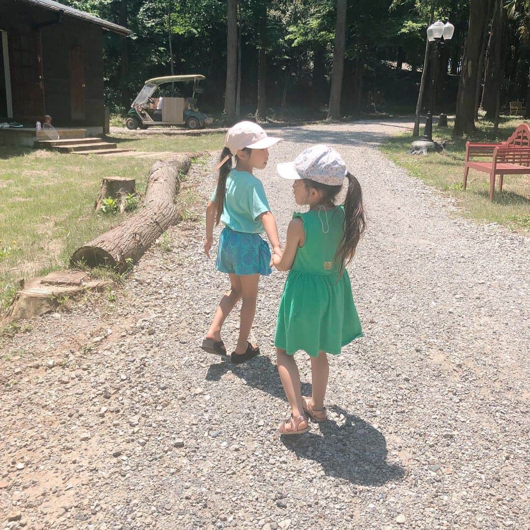 西山美希子さんのインスタグラム写真 - (西山美希子Instagram)「森の中のツリーハウスでグランピングな週末。子供たちも自然の中で朝から夜までめいっぱい遊んで、ママたち呑んだくれて踊りまくって楽しかった❤️ #weekend #gramping #treehouse」5月26日 22時28分 - mariaclove