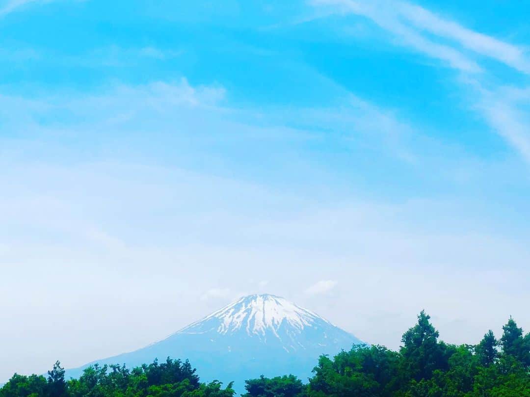 岡田ひとみ（ねんドル）さんのインスタグラム写真 - (岡田ひとみ（ねんドル）Instagram)「#mtfuji #japan #japon #sky #mountain #富士山」5月26日 22時28分 - hitomi_nendol