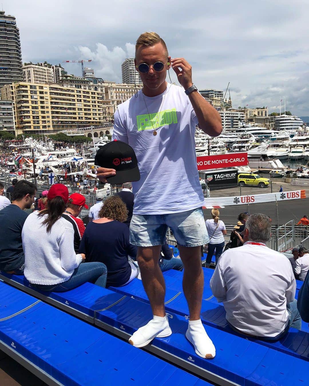 ウッフェ・ベックのインスタグラム：「🏎 Monaco Formula 1 Grand Prix. 🏎 Ørepropper - ✔️. K-Mag i 5. position. Træd på den @kevinmagnussen !」