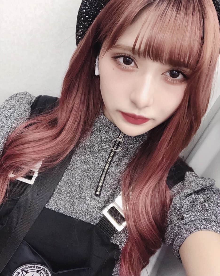一ノ瀬りとのインスタグラム：「暑いと目つきが悪くなる」