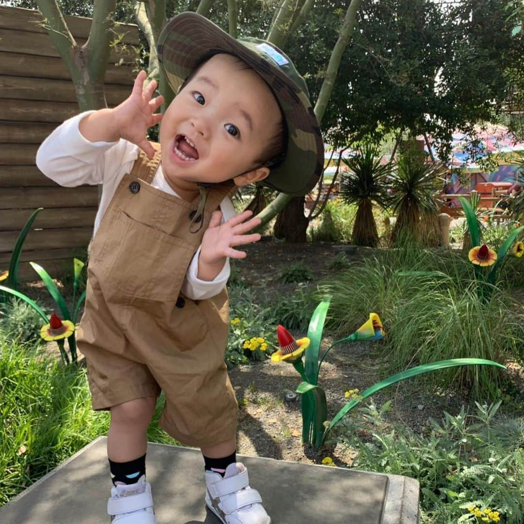 村主章枝さんのインスタグラム写真 - (村主章枝Instagram)「Tsuki and me #babyshot  #disneylandcalifornia」5月26日 22時55分 - fumie.suguri