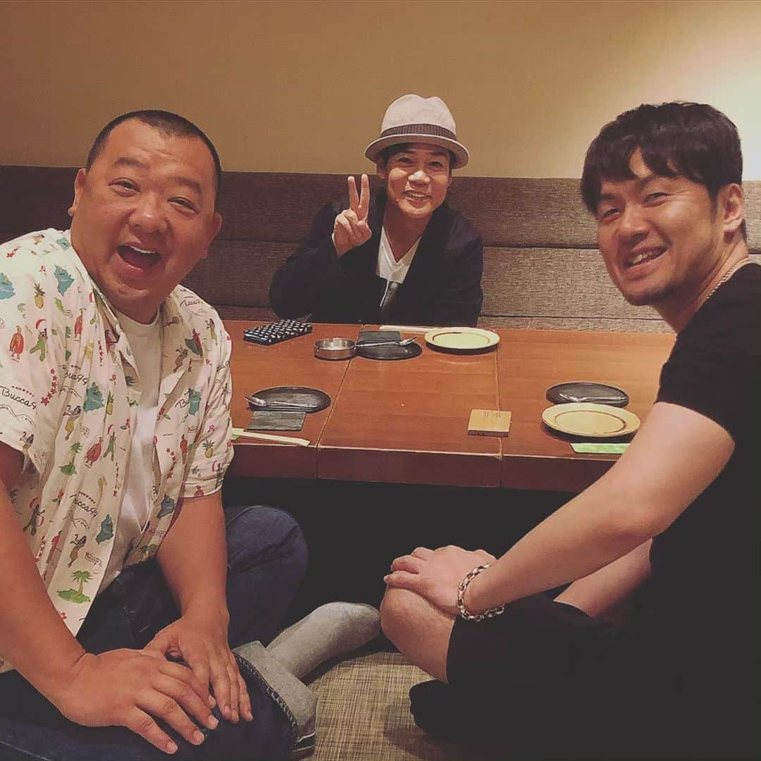 木下隆行さんのインスタグラム写真 - (木下隆行Instagram)「はぁ、この２人と会うと一瞬で戻れる。  あの頃に。。」5月26日 23時16分 - tko.kinoshita