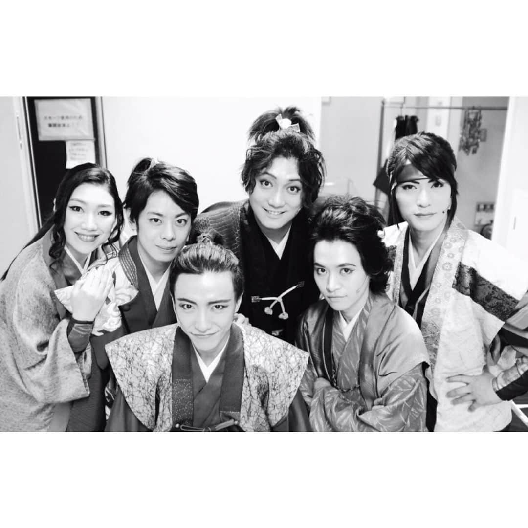 香音有希さんのインスタグラム写真 - (香音有希Instagram)「#舞台信長の野望 夢幻本能寺無事に終幕致しました。ご来場頂きました皆様.本当に有難うございました‼︎ . . . 家臣までも守って下さる家康様. 頼もしい数正殿.忠勝殿.康政殿. 立派な武将となられた直政. 沢山の幸せな時を有難うございました 瞼は幸せ者です  私がみた景色を 直虎様と忠次殿にお伝えにいきます 心は共に☺️ 徳川の家族を空から見守っております✨」5月26日 23時26分 - kaonyuki_yukako