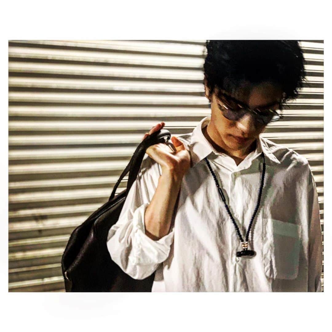 岩田剛典さんのインスタグラム写真 - (岩田剛典Instagram)「Thank you FUKUOKA🖤  #RAISETHEFLAG #三代目JSOULBROTHERS」5月26日 23時30分 - takanori_iwata_official