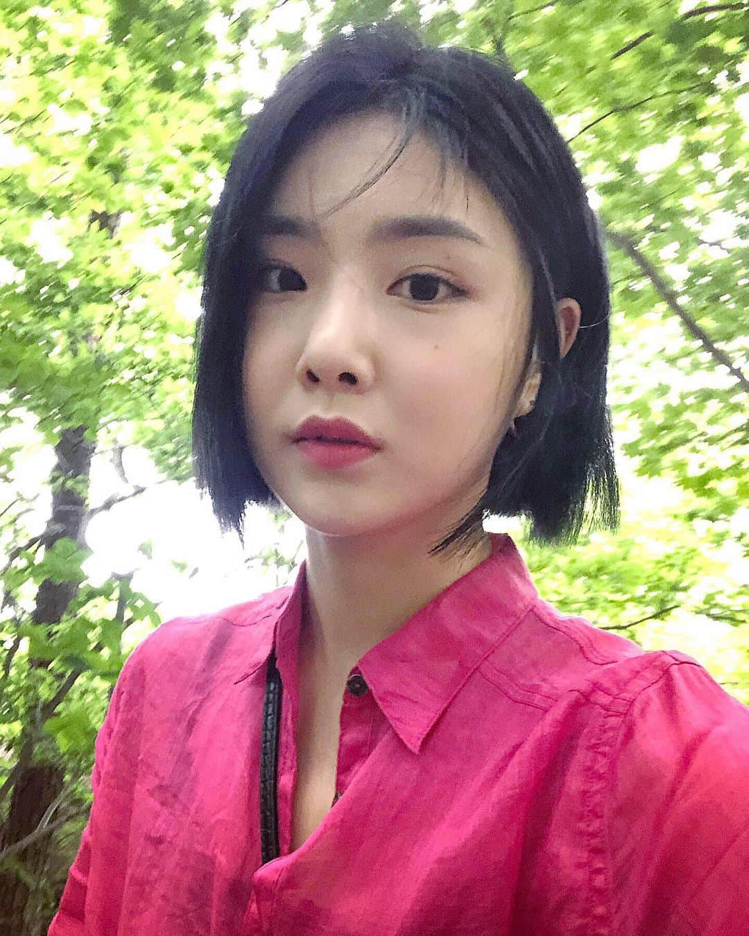 Brave Girlsさんのインスタグラム写真 - (Brave GirlsInstagram)「[#유나]오랜만에 산에 올랐어요 . 운동도 되고 경치도 너무 좋아서 힐링도 되고 ...💗」5月26日 23時41分 - bravegirls.official