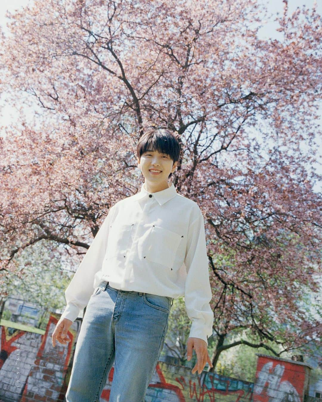 B1A4さんのインスタグラム写真 - (B1A4Instagram)「산들 02 <날씨 좋은 날> Coming Soon 2019.06.03  #B1A4 #산들 #SANDEUL #날씨좋은날」5月27日 0時00分 - b1a4ganatanatda