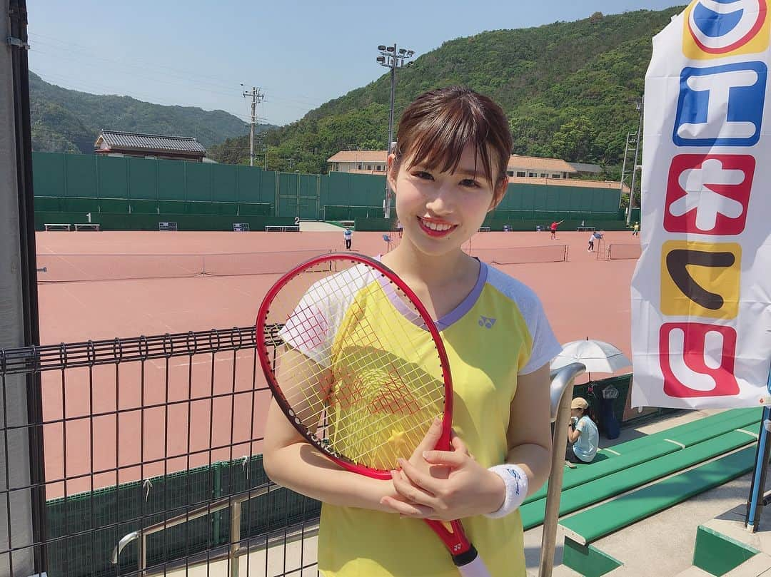 佐藤朱さんのインスタグラム写真 - (佐藤朱Instagram)「HIKI TENNIS OPEN . テニスクリニックに登場させて頂きました！ 和歌山の魅力を楽しみながら皆さんとテニスもできて、本当に素敵なイベントでした✨ . 暑さにも負けないみなさんのテニス熱、素晴らしかったです〜！ ゆっくり休んでくださいね😌 #テニス #和歌山 #日置川」5月27日 0時08分 - akari_miyagi