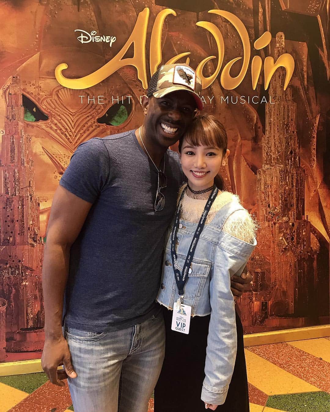 咲妃みゆのインスタグラム：「奇跡の巡り逢いを経験しました…😳✨ 「Disney on Broadway Walking Tour」に参加した時のことです！ . このツアーではブロードウェイの歴史やディズニーミュージカルに関する様々な知識をあちこち散策しながら学ぶことが出来ます。世界中から沢山の人々が参加していました😊 . ツアーガイドはCorrey Westさん。彼はブロードウェイで活躍されている俳優さんです。ツアーの始めに彼が自己紹介をしてくださいました。なんと！！！彼は以前「ラブ・ネバー・ダイ」のアメリカ公演に出演していたのです！ビックリ‼️ . 私は「私も日本公演に出演していました！」と彼にお伝えしました。すると彼はとても驚き、そしてこの出逢いをとても喜んでくださいました😭ニューヨークで彼とお会い出来るなんて大変光栄です！ . 「世間は狭いね！」という言葉を、地球規模で感じることが出来た貴重な体験でした🌎 . ありがとう、Correy Westさん✨ ありがとう、ラブ・ネバー・ダイ🎭 . ＠correywest さん✨ #ディズニーオンブロードウェイウォーキングツアー #ラブネバーダイ #感動 🍀 . I experienced the miracle oversight ... 😳✨ It was about joining "Disney on Broadway Walking Tour"! .  In this tour, you can learn about the history of Broadway and a variety of knowledge about Disney musicals while taking a walk through it.  Many people from all over the world participated😊 .  The tour guide is Correy West.  He is an actor active on Broadway.  He introduced himself at the beginning of the tour.  How! ! !  He used to appear in the US tour of "Love Never Dies"! Surprised‼️ .  I told him, "I was also in a Japanese tour!" Then he was very surprised and very pleased with this encounter😭 It is a pleasure to meet him in New York! .  It was a valuable experience that I could feel on a global scale the words, "The world is narrow!"🌎 .  Thank you Correy West✨  Thank you, Love Never Dies🎭 .  @correywest ✨  #DisneyonBroadwayWalkingTour  #LoveNeverDies  #Impressive 🍀」