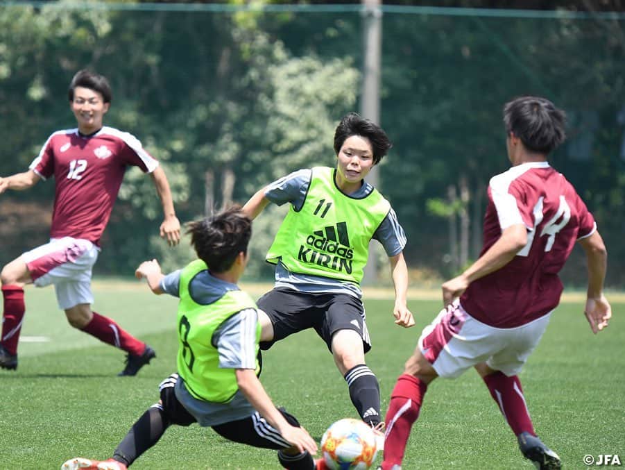 日本サッカー協会さんのインスタグラム写真 - (日本サッカー協会Instagram)「#なでしこジャパン 国内合宿最終日、昨日に続き男子大学生との合同練習を行いました。具体的なシチュエーションで守備の確認を行なったほか、11対11のゲームを15分×2本行い、選手たちは都度修正点を議論し合いました。 ・ ＜FIFA女子ワールドカップフランス2019＞ なでしこジャパン🇯🇵試合日程  6/10 25:00 vsアルゼンチン🇦🇷 6/14 22:00 vsスコットランド🏴󠁧󠁢󠁳󠁣󠁴󠁿 6/20 04:00 vsイングランド🏴󠁧󠁢󠁥󠁮󠁧󠁿 📺フジテレビ系列、NHK BS、J SPORTSで生中継！ ・ #nadeshiko #世界のなでしこ #なでしこジャパン#FIFAWWC」5月27日 1時49分 - japanfootballassociation