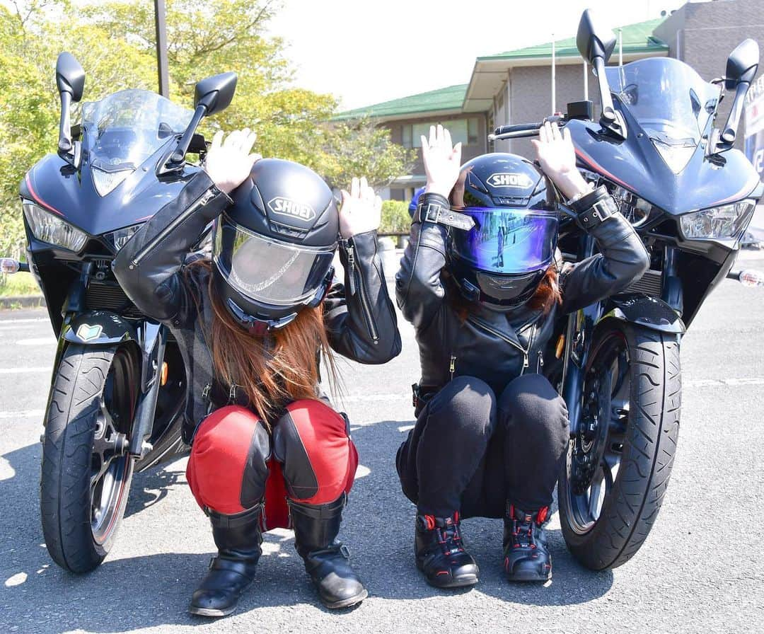 ヤマハ バイクさんのインスタグラム写真 - (ヤマハ バイクInstagram)「「YZF-R3/R25 オーナーズフォトツアー」 #5月11日#京都#日吉ダム#駐車場#開催しました #参加無料 #YZFR25#YZFR3 #オーナーズフォトツアー 次回は #6月1日#静岡#ヤマハコミュニケーションプラザ #ヤマハが好きならどなたでも参加OK #R25を晒す#R3を晒す #japanriders #bike_japan #bikersofinstagram #ridersbook #bikelady #bikerswomen #motolady  #ladybiker #goodtimes #バイク女子 #うさぎちゃん  #ミラーも #ウサギちゃんになりました」5月27日 12時07分 - yamaha_bike